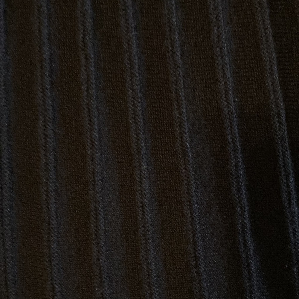 Max Studio black knit skirt A-line - Picture 3 of 8